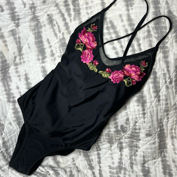 Xhilaration Other - NWOT Xhilaration Embroidered Tie-back Swimsuit, xs/S